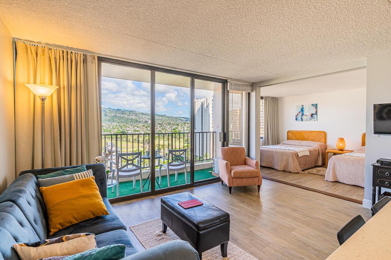 Free Parking, Pool, Sauna, Spa, Wifi, Bbq, Ac - Waikiki Banyan Honolulu Ngoại thất bức ảnh
