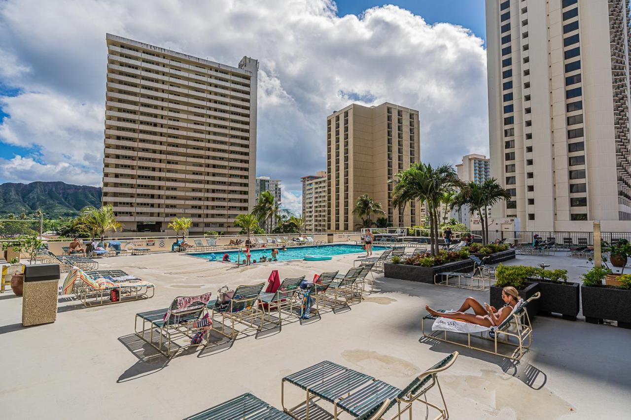 Free Parking, Pool, Sauna, Spa, Wifi, Bbq, Ac - Waikiki Banyan Honolulu Ngoại thất bức ảnh