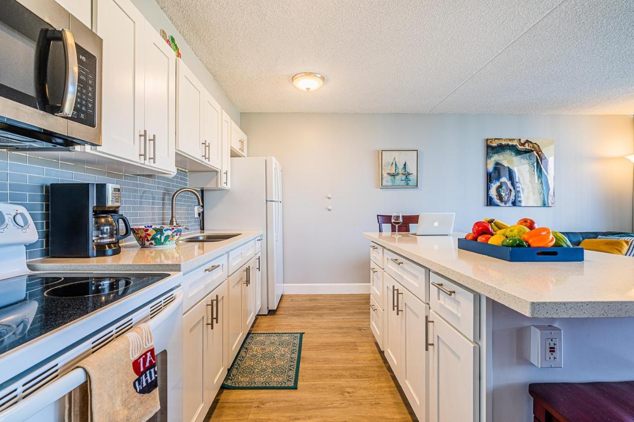 Free Parking, Pool, Sauna, Spa, Wifi, Bbq, Ac - Waikiki Banyan Honolulu Ngoại thất bức ảnh