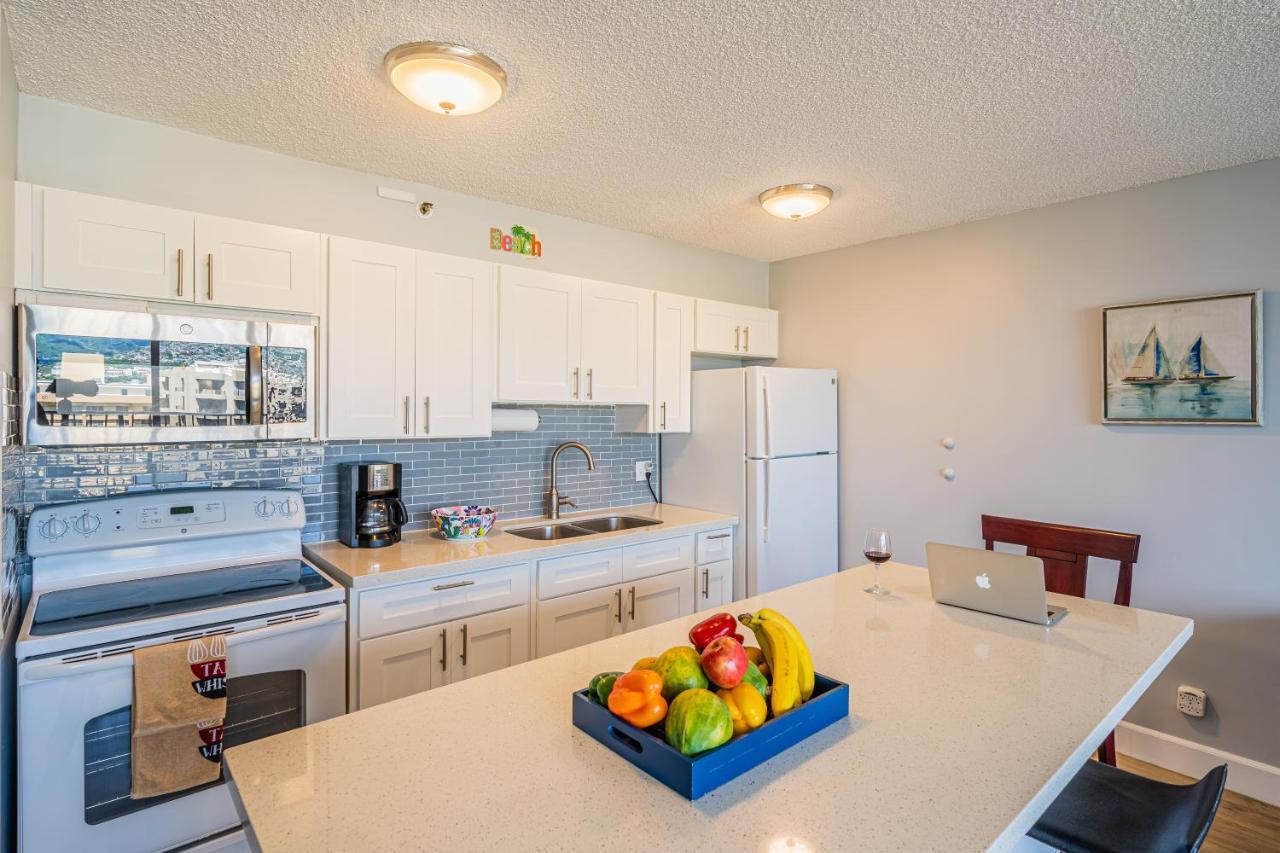 Free Parking, Pool, Sauna, Spa, Wifi, Bbq, Ac - Waikiki Banyan Honolulu Ngoại thất bức ảnh