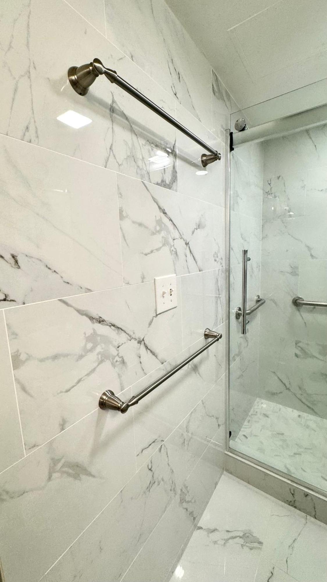 Free Parking, Pool, Sauna, Spa, Wifi, Bbq, Ac - Waikiki Banyan Honolulu Ngoại thất bức ảnh